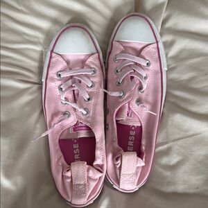 Converse Pink Canvas Sneakers Classic Low-Top Design